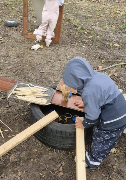 Loose Parts Play: liberdade, criatividade e conexão no brincar na natureza